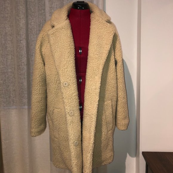 Aurelia Oversized Sherpa Coat - Picture 1 of 4